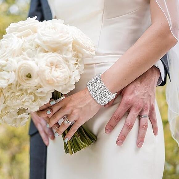 Women's Round Shaped Austrian Crystal Wedding 3 Layers Bracelet - Picture 3 of 4